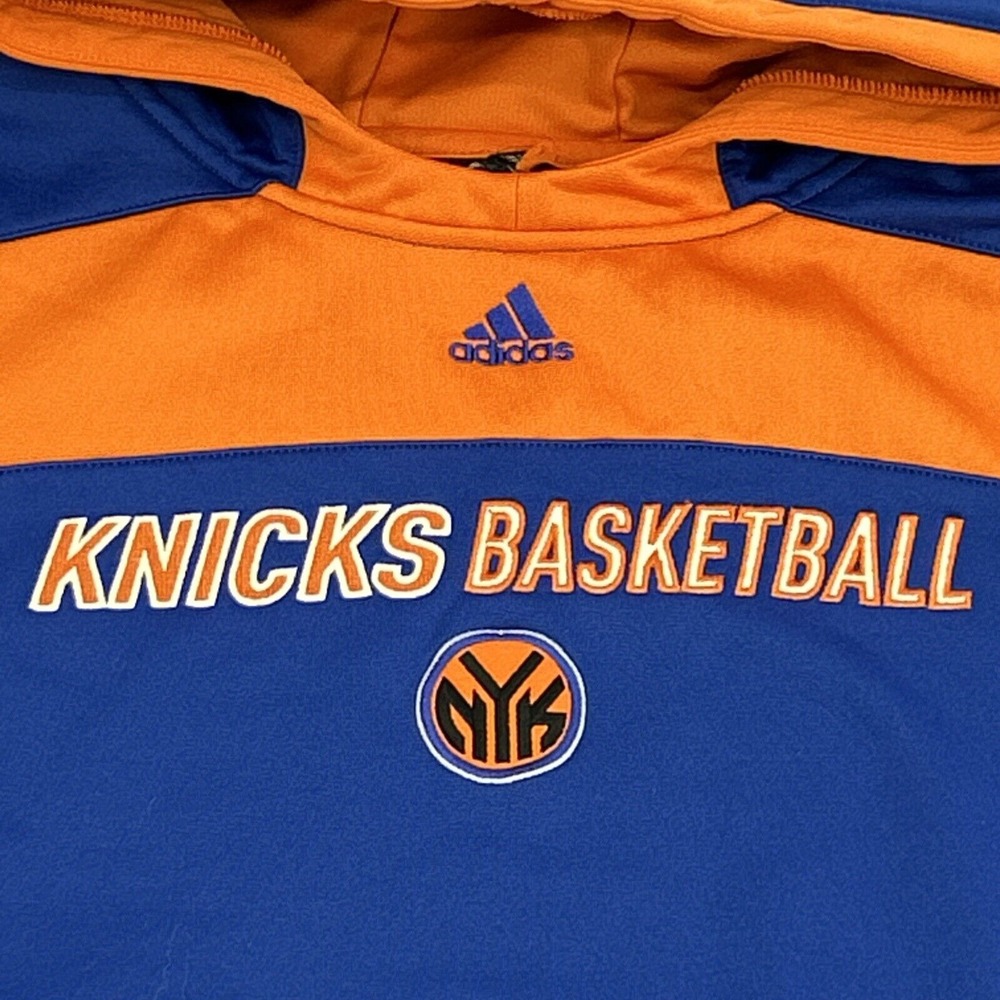 New York Knicks Sweatshirt Men's M Blue Orange adidas Hoodie NBA - Picture 2 of 8